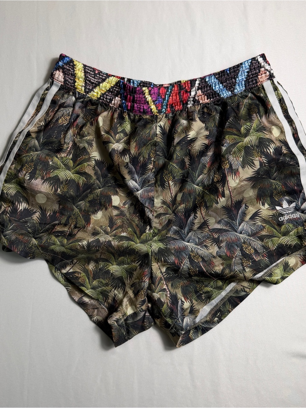 adidas Women's Tropical Palm Print Athletic Shorts - Green Multicolor Waistband